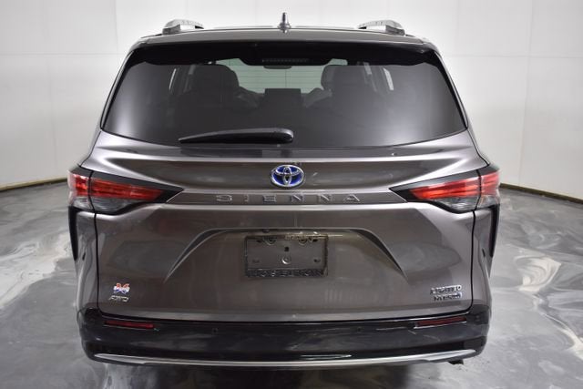 2021 Toyota Sienna Limited
