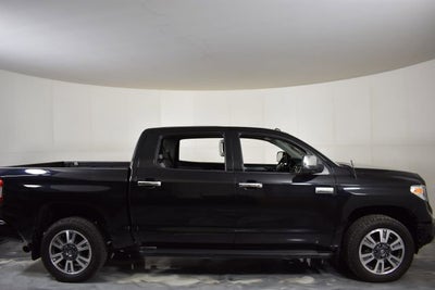 2019 Toyota Tundra 4WD SR5