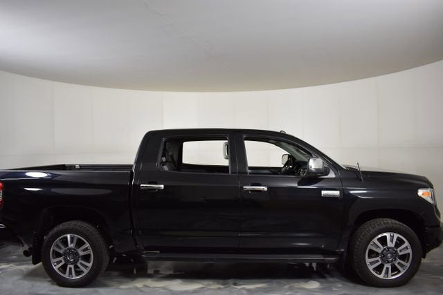 2019 Toyota Tundra 4WD SR5