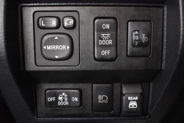 2019 Toyota Tundra 4WD SR5