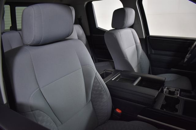 2022 Toyota Tundra 4WD SR5