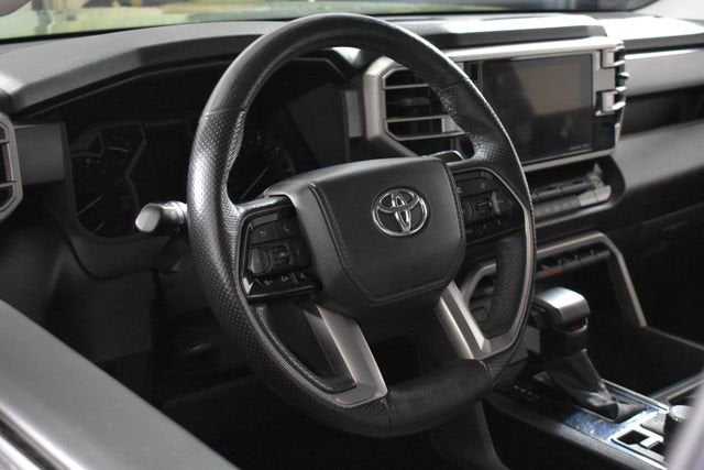 2022 Toyota Tundra 4WD SR5