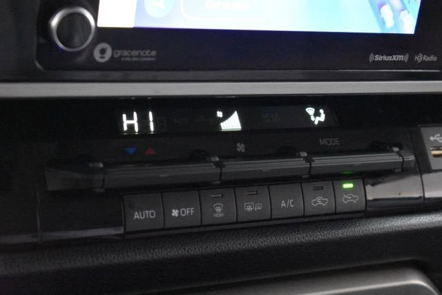 2022 Toyota Tundra 4WD SR5