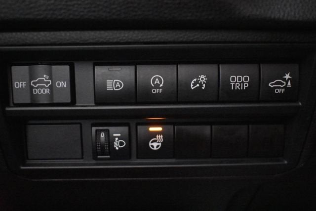 2022 Toyota Tundra 4WD SR5