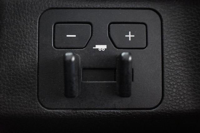 2022 Toyota Tundra 4WD SR5