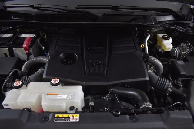 2023 Toyota Tundra 4WD SR5