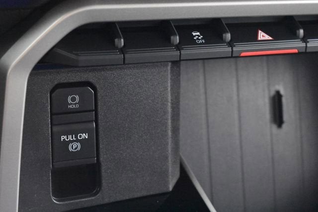 2023 Toyota Tundra 4WD SR5