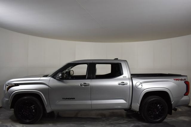 2023 Toyota Tundra 4WD SR5