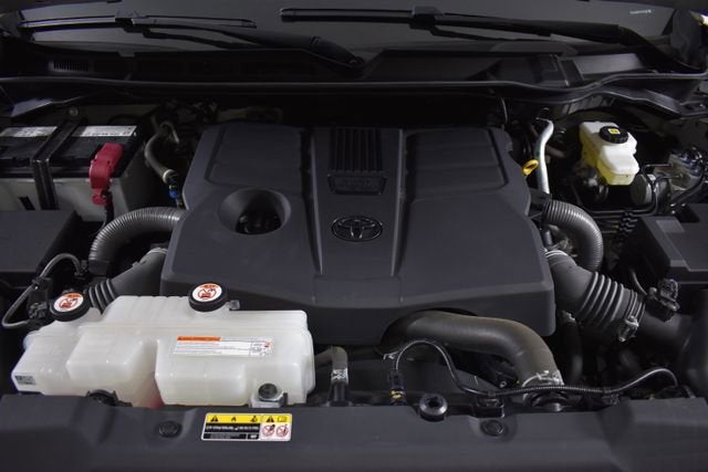 2023 Toyota Tundra 4WD SR5