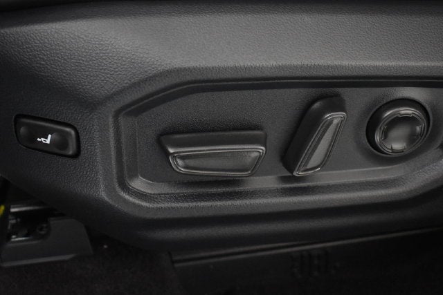 2025 Toyota Tundra 4WD Platinum Hybrid