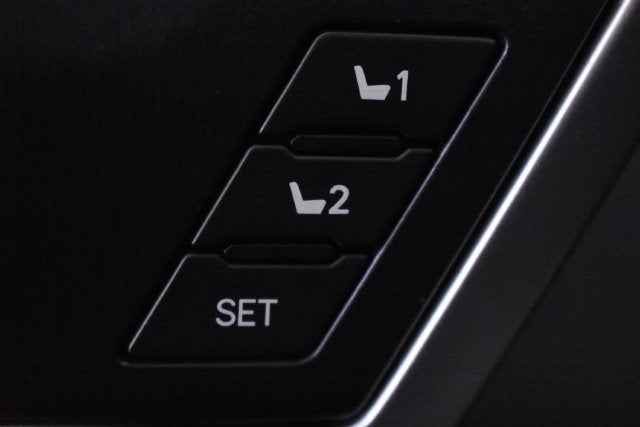 2025 Toyota Tundra 4WD Platinum Hybrid