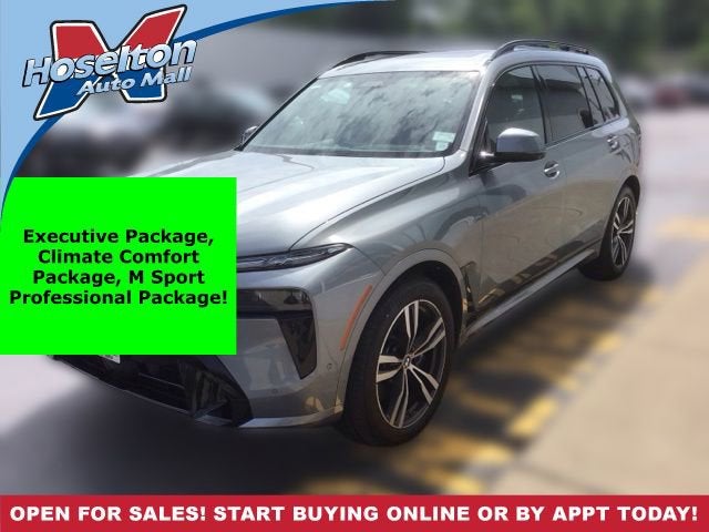 2025 BMW X7 xDrive40i
