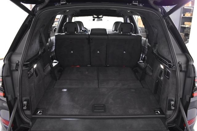 2024 BMW X7 M60i