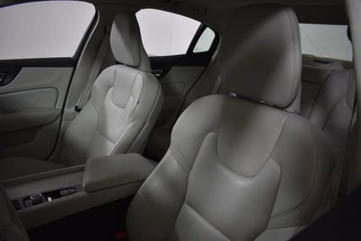 2020 Volvo S60 Momentum