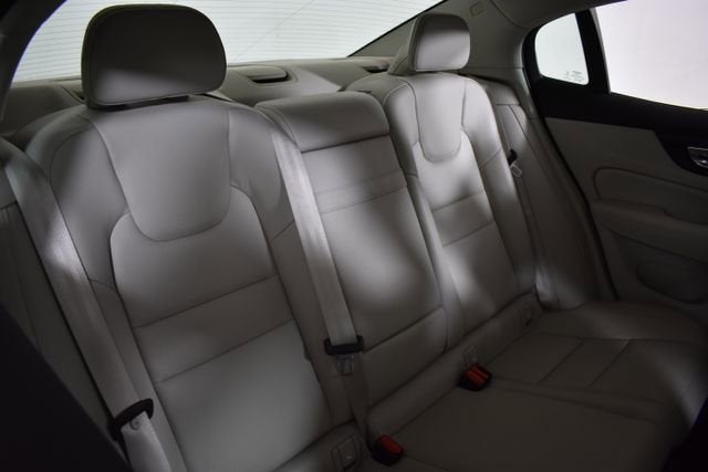 2020 Volvo S60 Momentum