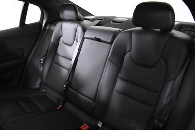 2023 Volvo S60 Recharge Plug-In Hybr Plus Black Edition