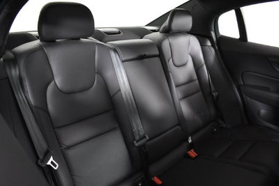 2023 Volvo S60 Recharge Plug-In Hybr Plus Black Edition