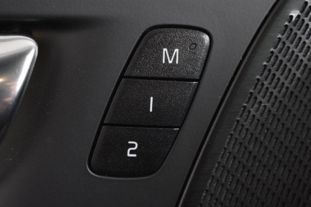2023 Volvo S60 Recharge Plug-In Hybr Plus Black Edition