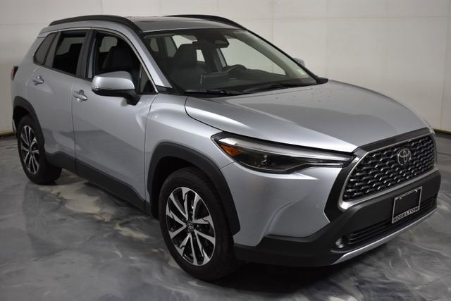 2024 Toyota Corolla Cross XLE