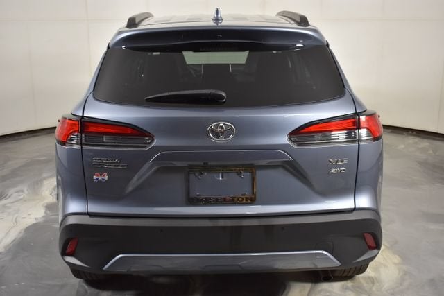 2024 Toyota Corolla Cross XLE