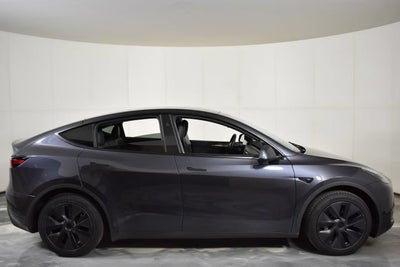 2024 Tesla Model Y 4DR RWD
