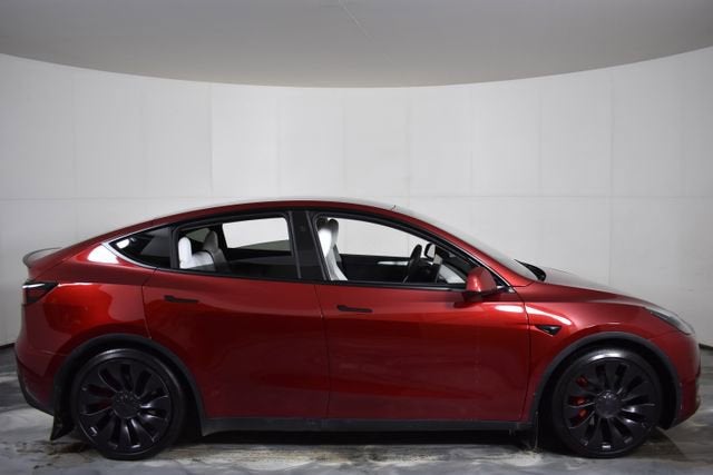 2025 Tesla Model Y Performance