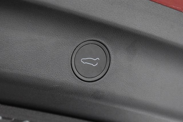 2025 Tesla Model Y Performance