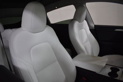 2025 Tesla Model Y Performance