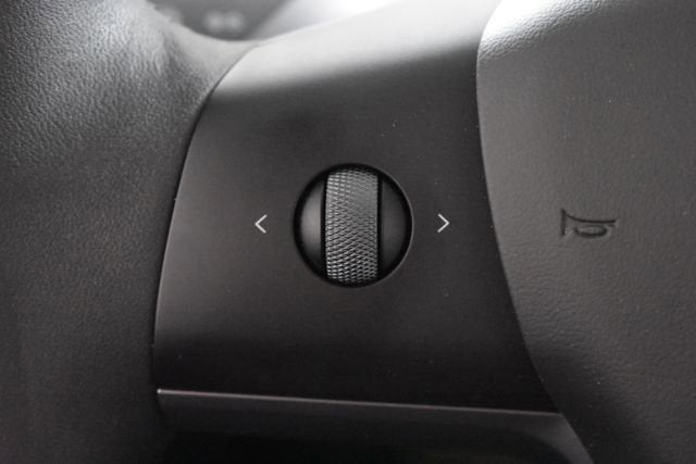 2025 Tesla Model Y Performance