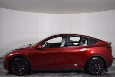 2025 Tesla Model Y Performance