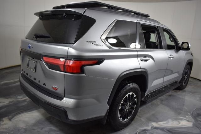 2024 Toyota Sequoia SR5