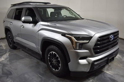 2024 Toyota Sequoia SR5