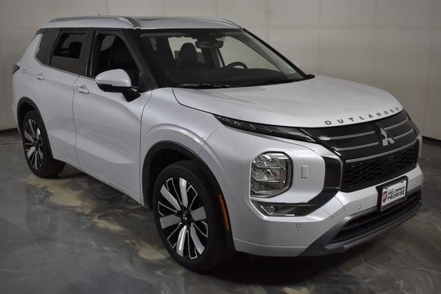 2025 Mitsubishi Outlander SEL