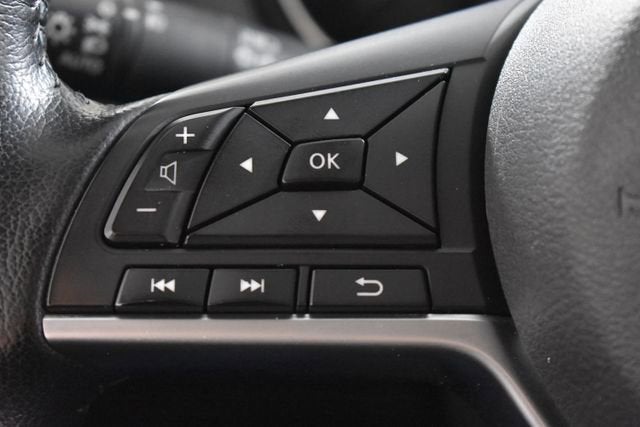 2021 Nissan Rogue Sport SV