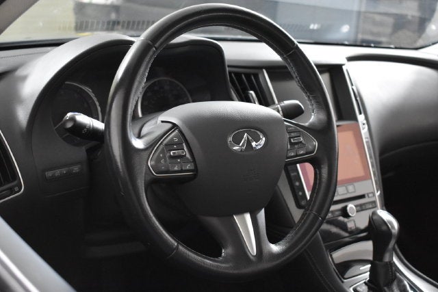 2017 INFINITI Q50 2.0t