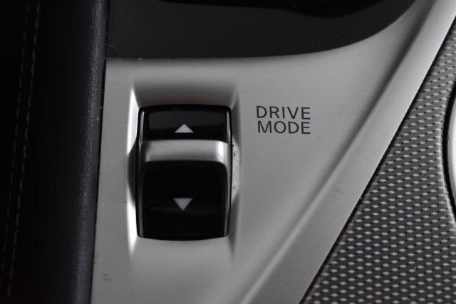2017 INFINITI Q50 2.0t