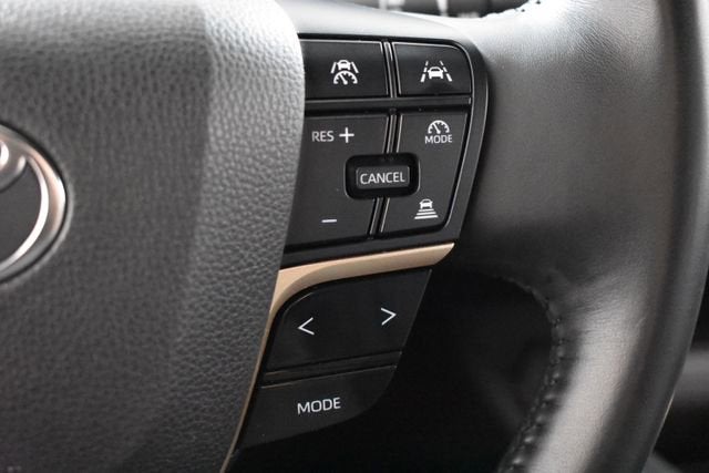 2023 Toyota Crown XLE