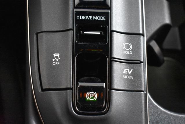 2023 Toyota Crown XLE