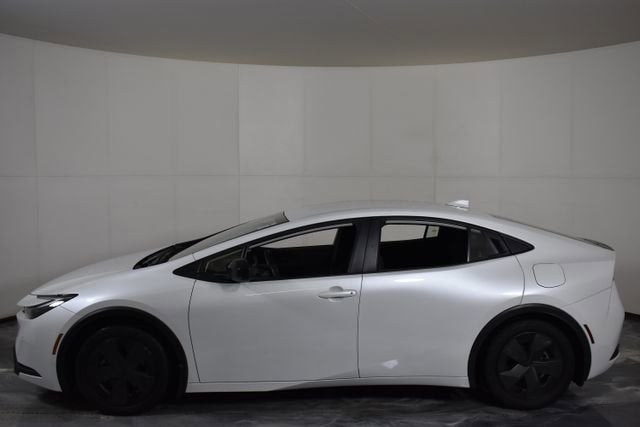 2024 Toyota Prius Prime SE