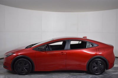 2024 Toyota Prius Prime SE