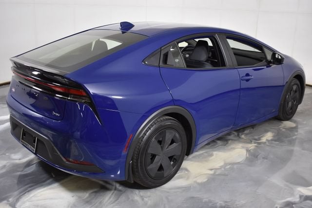 2023 Toyota Prius LE
