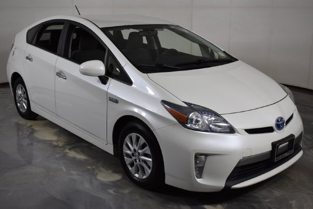 2014 Toyota Prius Plug-In 5DR HB
