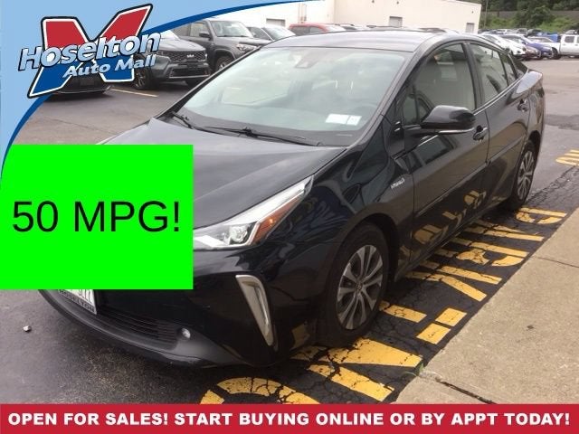 2022 Toyota Prius LE