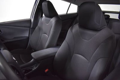 2022 Toyota Prius LE