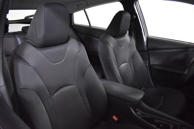 2022 Toyota Prius LE