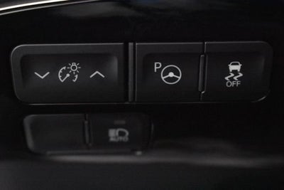 2022 Toyota Prius LE