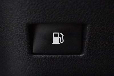 2022 Toyota Prius LE