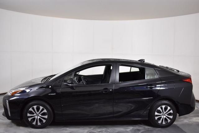 2022 Toyota Prius LE