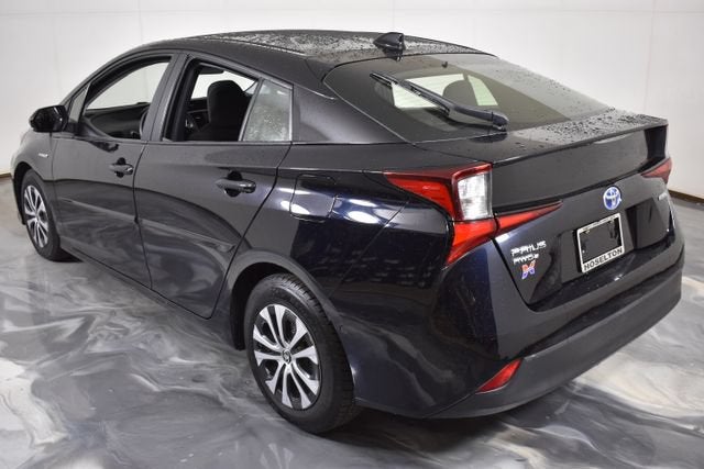 2022 Toyota Prius LE