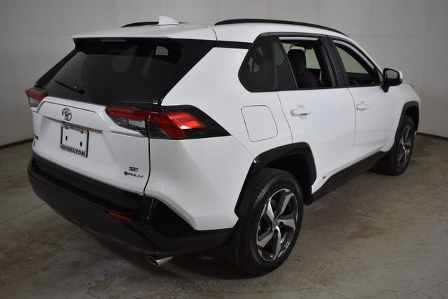 2025 Toyota RAV4 Plug-In Hybrid SE